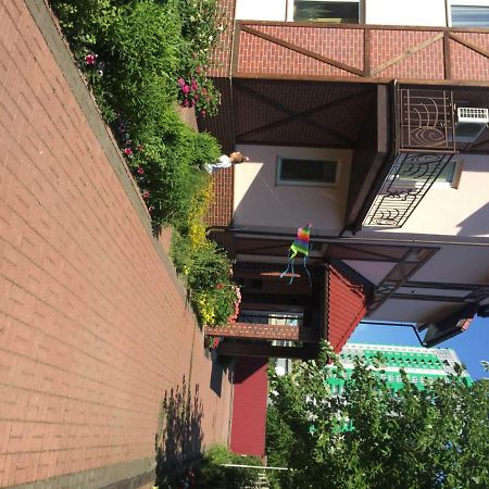 Home Comfort Livoberezhna Iec Kiev Exteriér fotografie