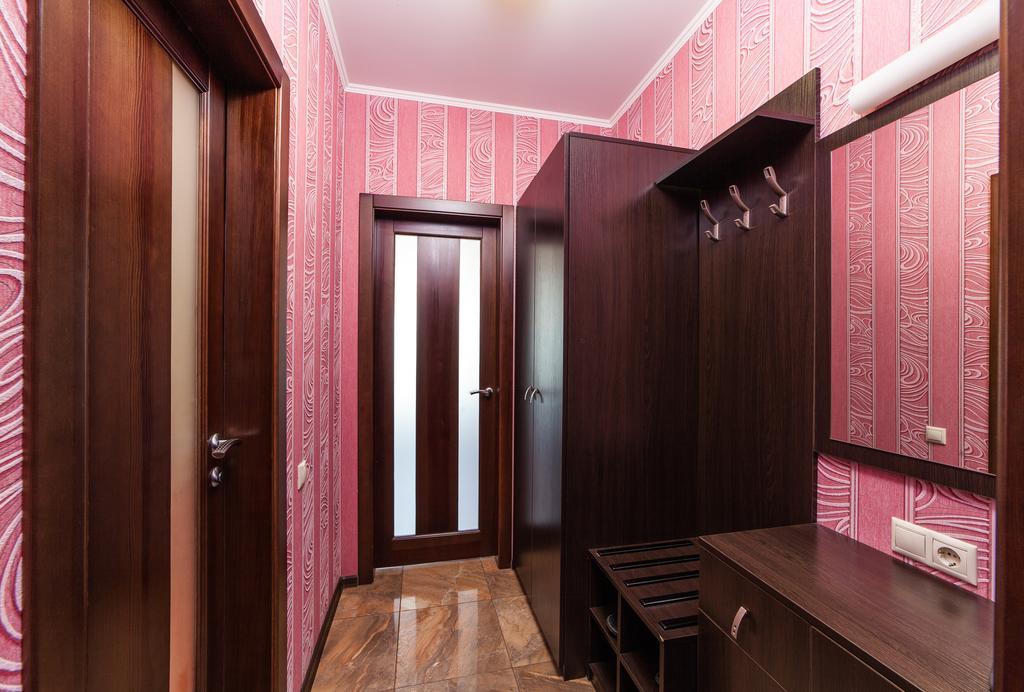 Home Comfort Livoberezhna Iec Kiev Exteriér fotografie