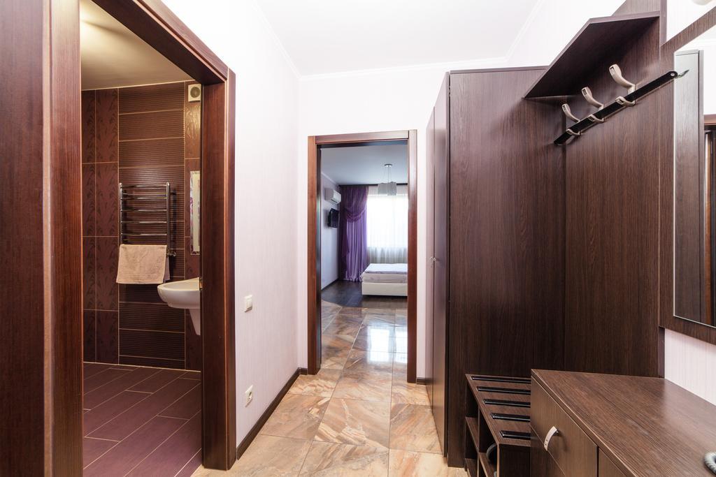 Home Comfort Livoberezhna Iec Kiev Exteriér fotografie