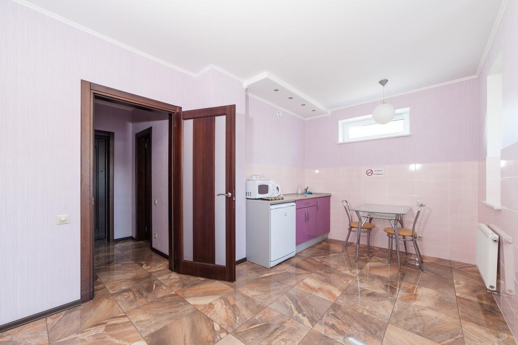 Home Comfort Livoberezhna Iec Kiev Exteriér fotografie
