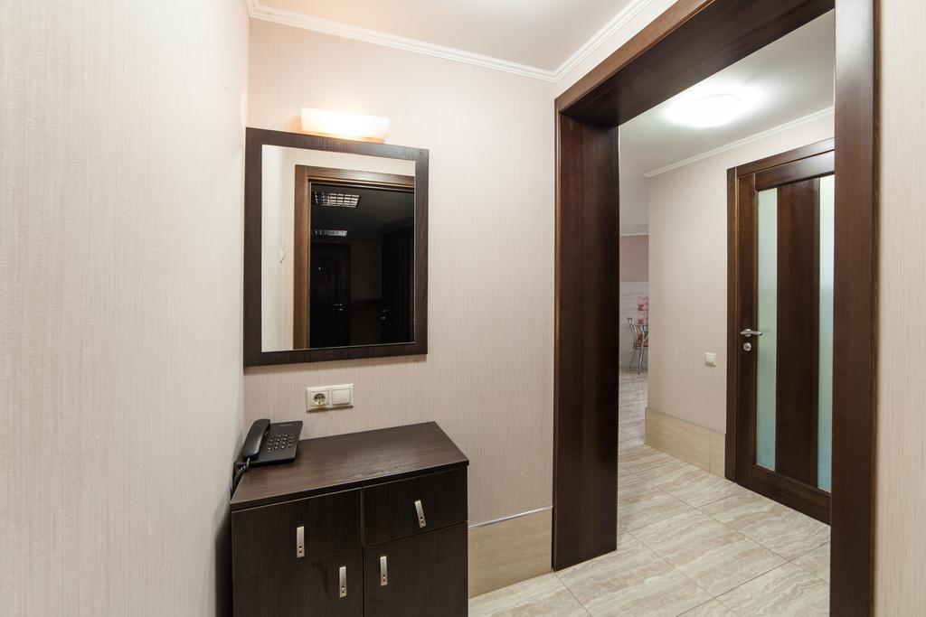 Home Comfort Livoberezhna Iec Kiev Exteriér fotografie