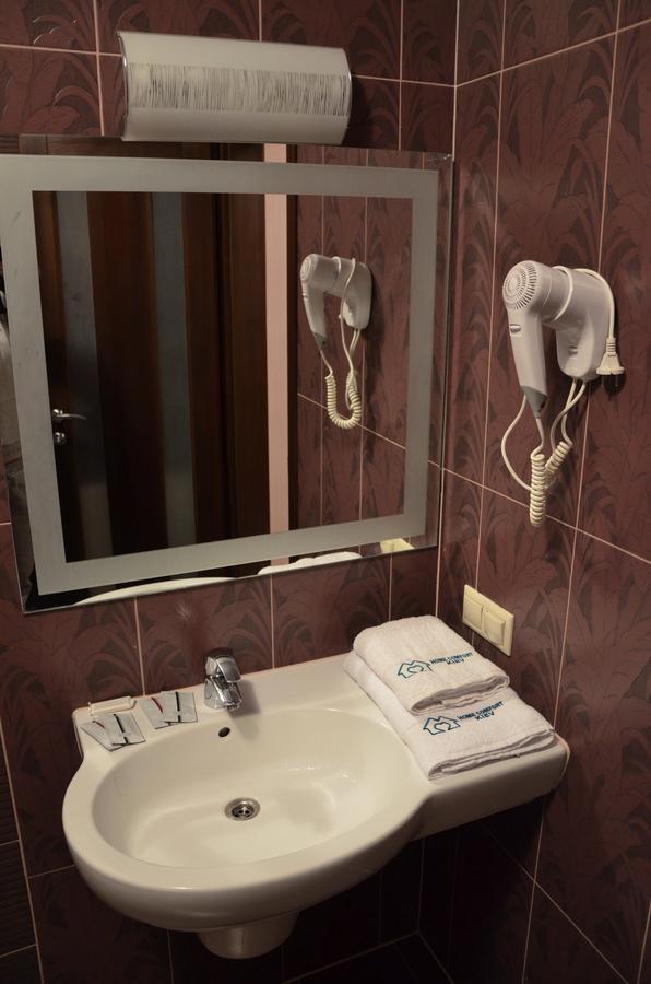 Home Comfort Livoberezhna Iec Kiev Exteriér fotografie