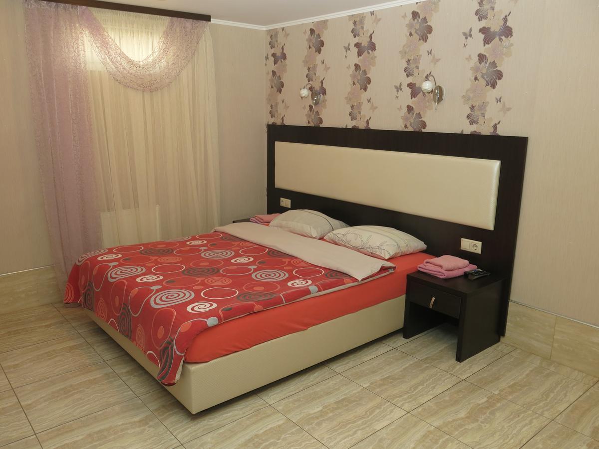 Home Comfort Livoberezhna Iec Kiev Exteriér fotografie